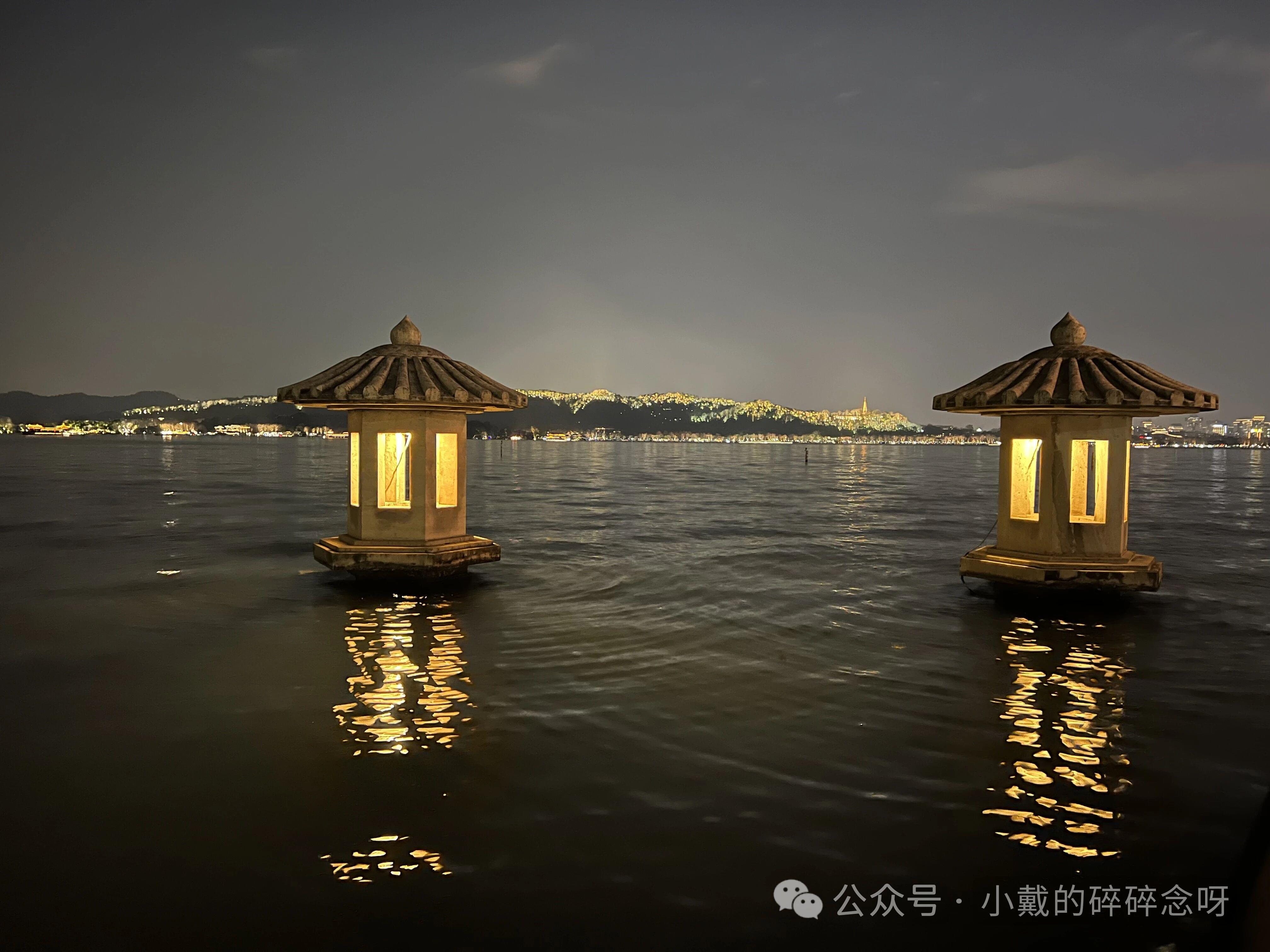 西湖夜色